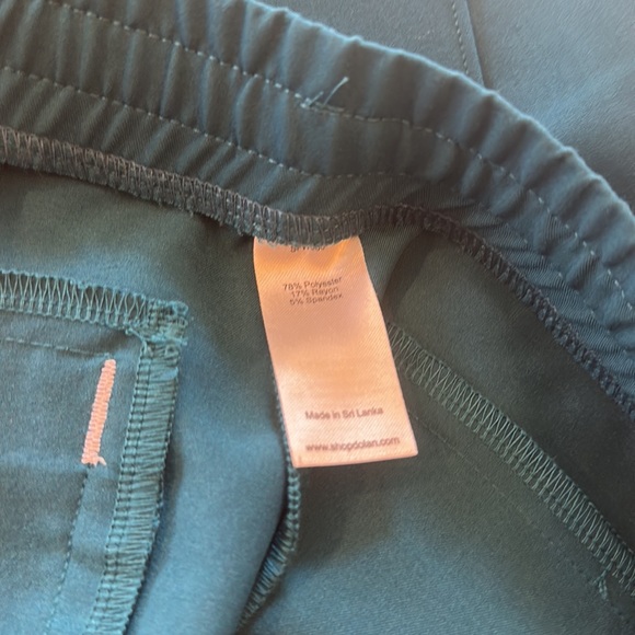 DOLAN women’s Madeleine 8 Pocket Slim Scrub Pants - Picture 12 of 16